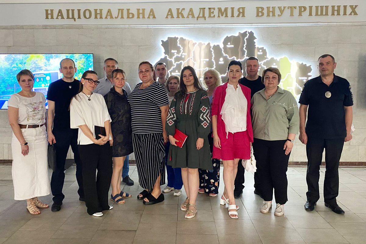 Науково-дослідна лабораторія з проблем управління правоохоронною діяльністю  та її психологічного супроводження навчально-наукового інституту післядипломної освіти-1