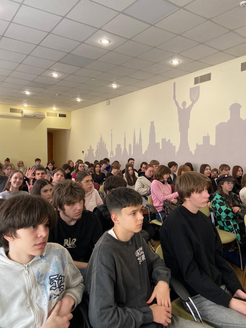 Профорієнтаційні заходи: викладачі, курсанти і студенти НАВС відвідали київські ліцеї та школи