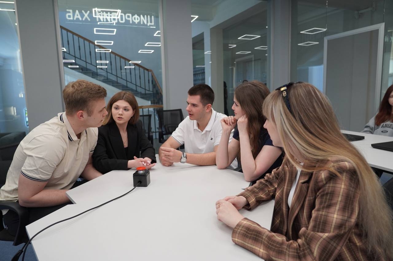 Інтелектуальний виклик на шляху до ЄС: студенти-правники випробували себе в «Юридичному євробатлі»