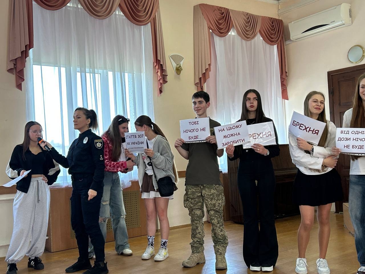 НАВС продовжує профорієнтаційну роботу серед учнівської молоді 