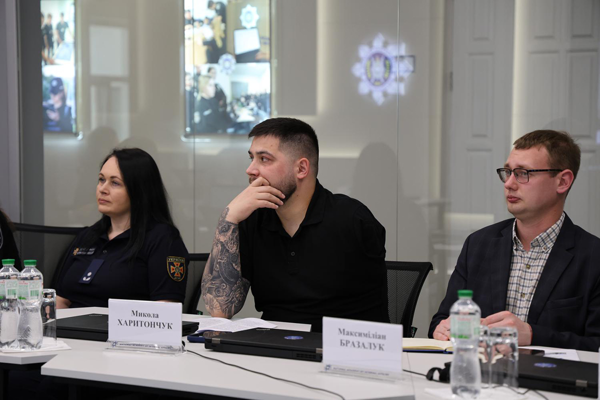В академії обговорили актуальні питання правого регулювання безбар’єрності
