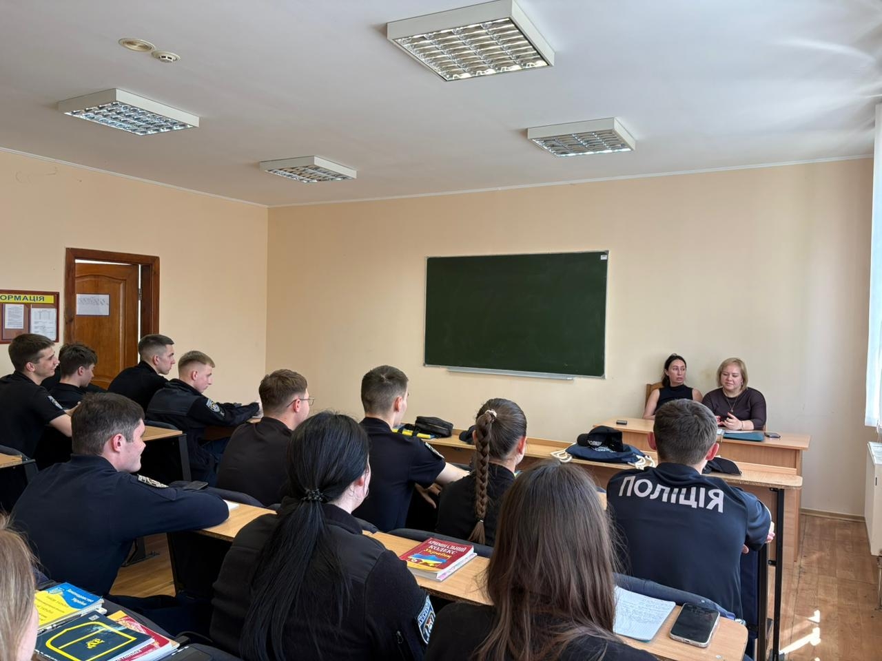 Здобувачі вищої освіти ННІПД зустрілися з адвокатом-практиком