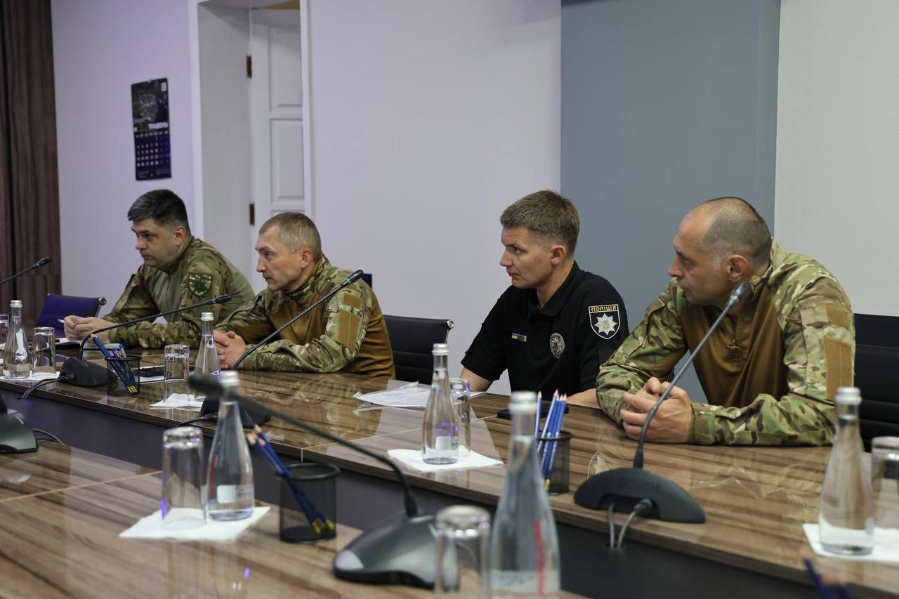 Офіцери НАВС відбули для проходження служби до підрозділів Національної поліції в прифронтових районах