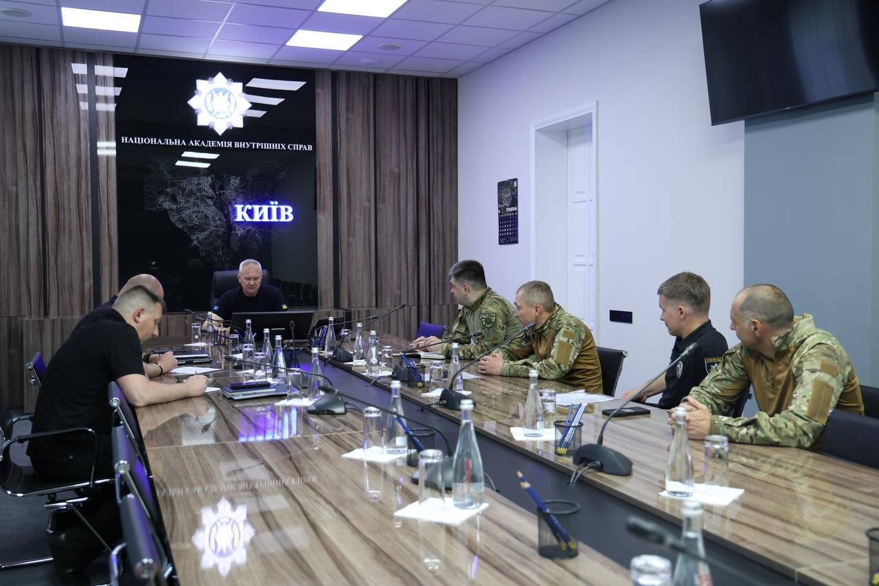 Офіцери НАВС відбули для проходження служби до підрозділів Національної поліції в прифронтових районах