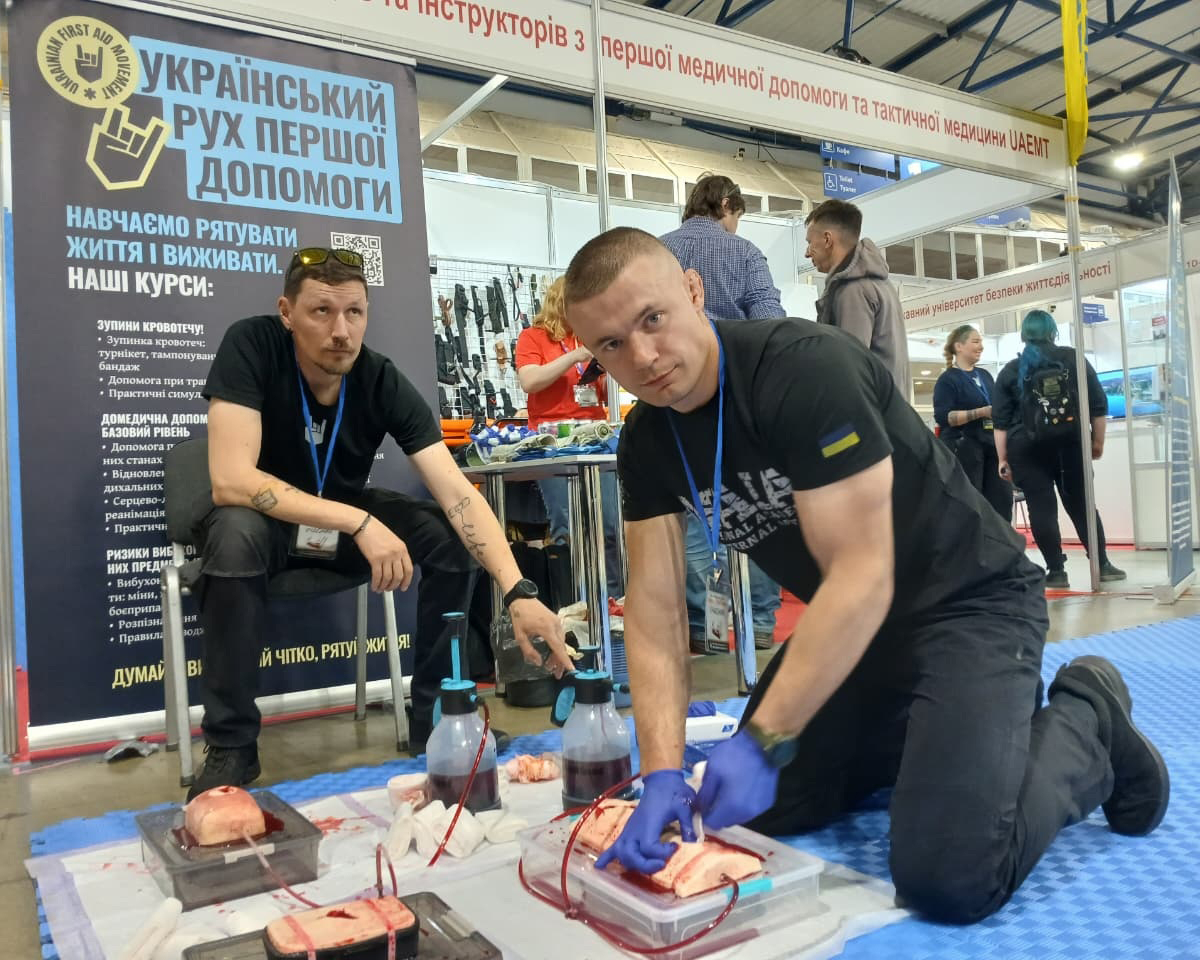 Участь представників кафедри тактичної підготовки ННІПД НАВС у спеціальній міжнародній виставці систем охорони та безпеки