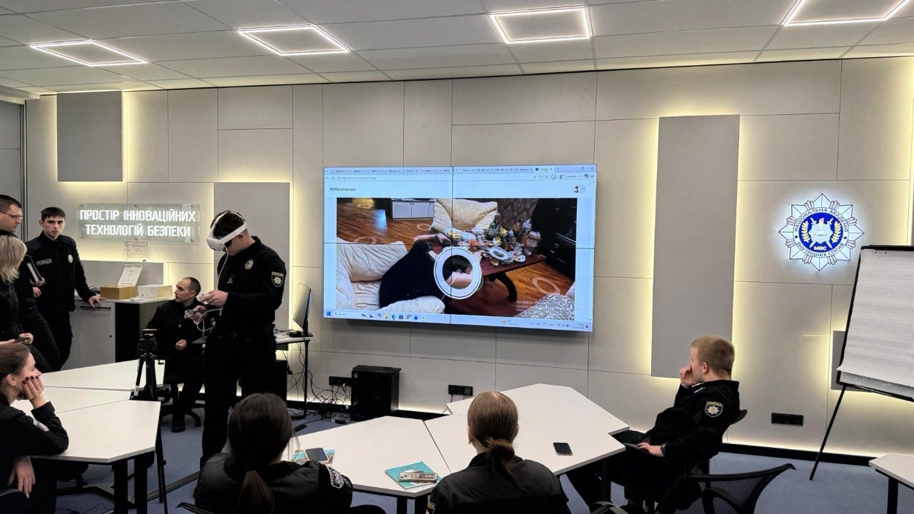 У НАВС майбутніх слідчих навчають за допомогою VR-технологій