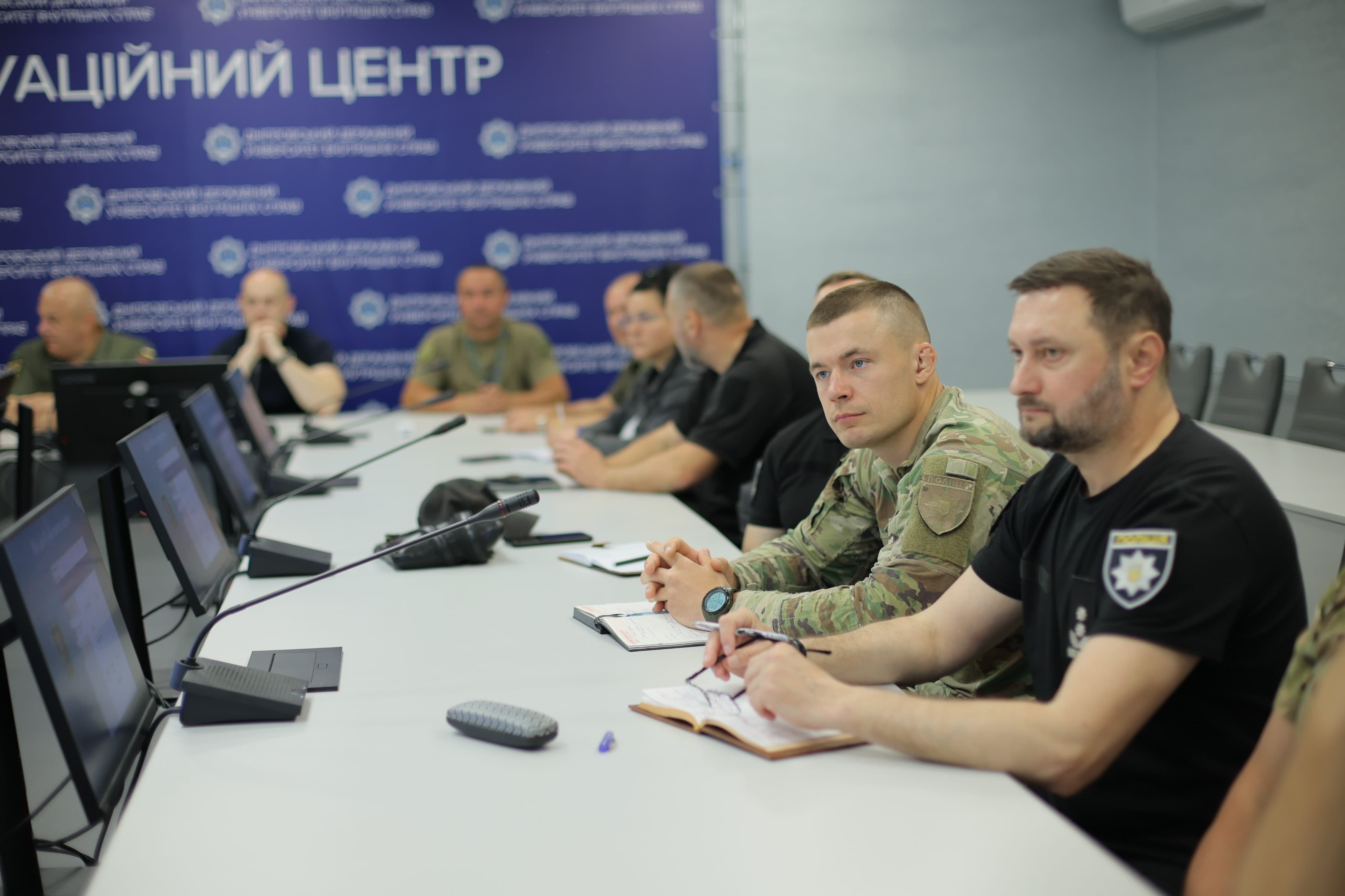 Представники НАВС підвищили кваліфікацію під час семінару-тренінгу з тактико-спеціальної підготовки
