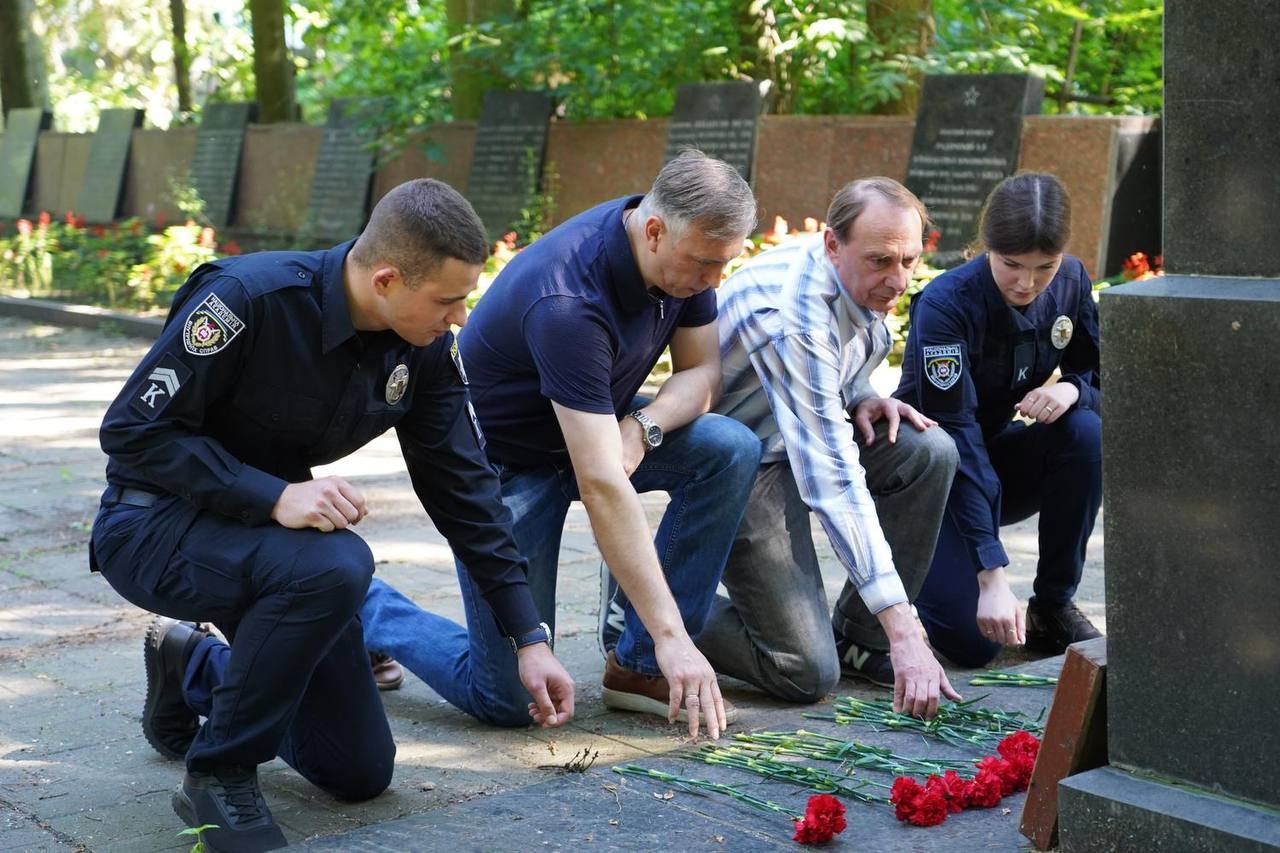 У НАВС вшанували пам’ять жертв війни та полеглих захисників України 