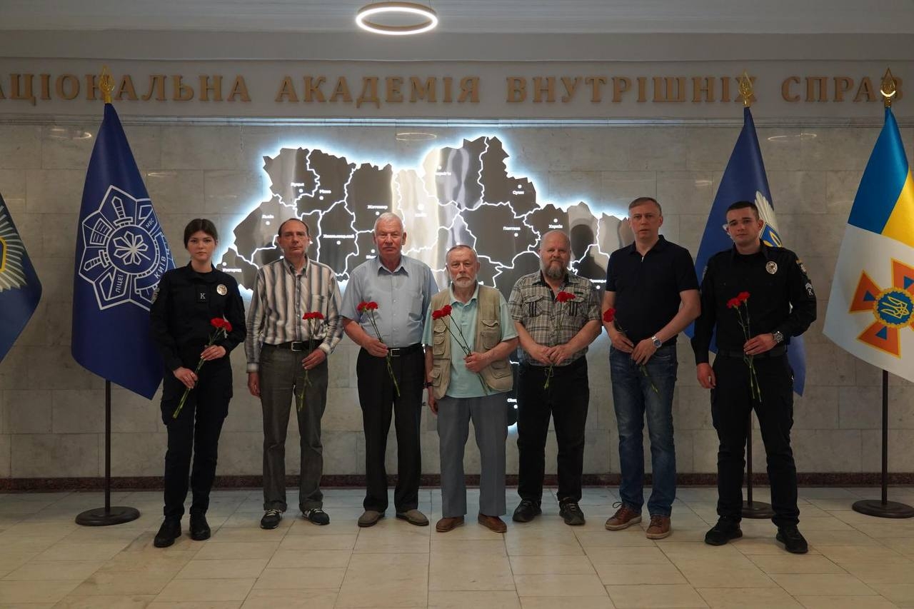 У НАВС вшанували пам’ять жертв війни та полеглих захисників України 