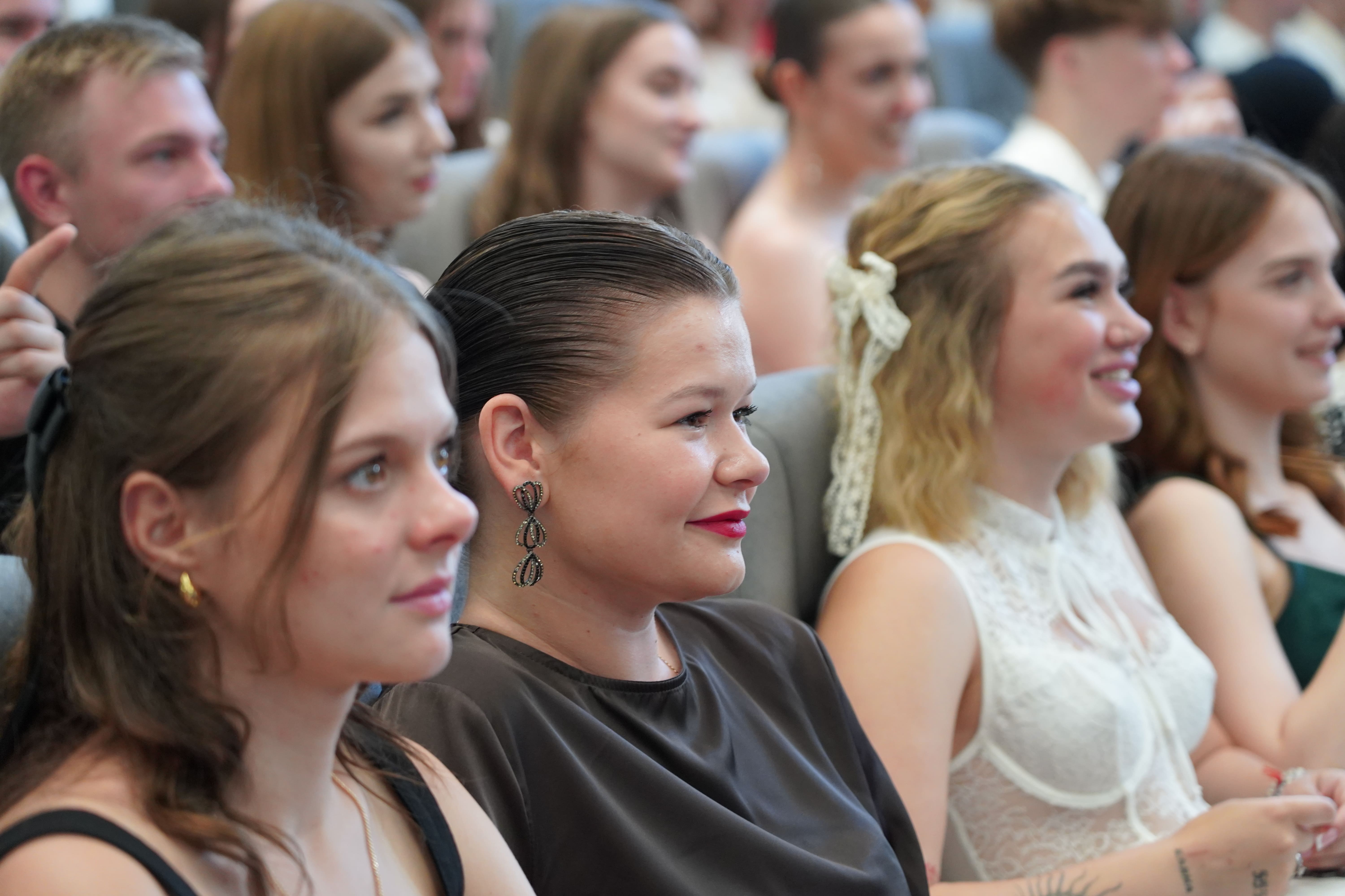 Сьогодні Національна академія внутрішніх справ провела в самостійне професійне життя ще одне покоління випускників. 