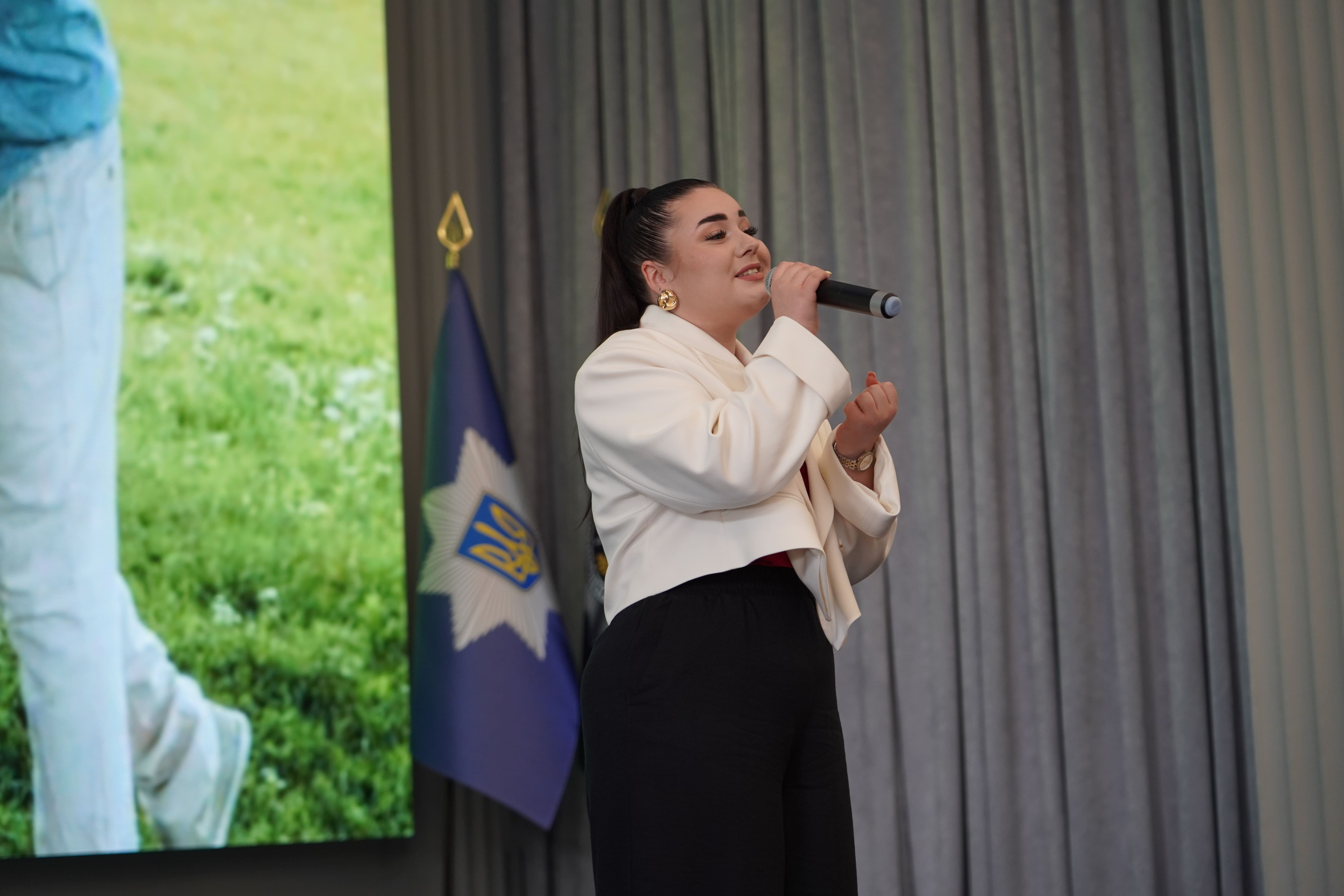 Сьогодні Національна академія внутрішніх справ провела в самостійне професійне життя ще одне покоління випускників. 