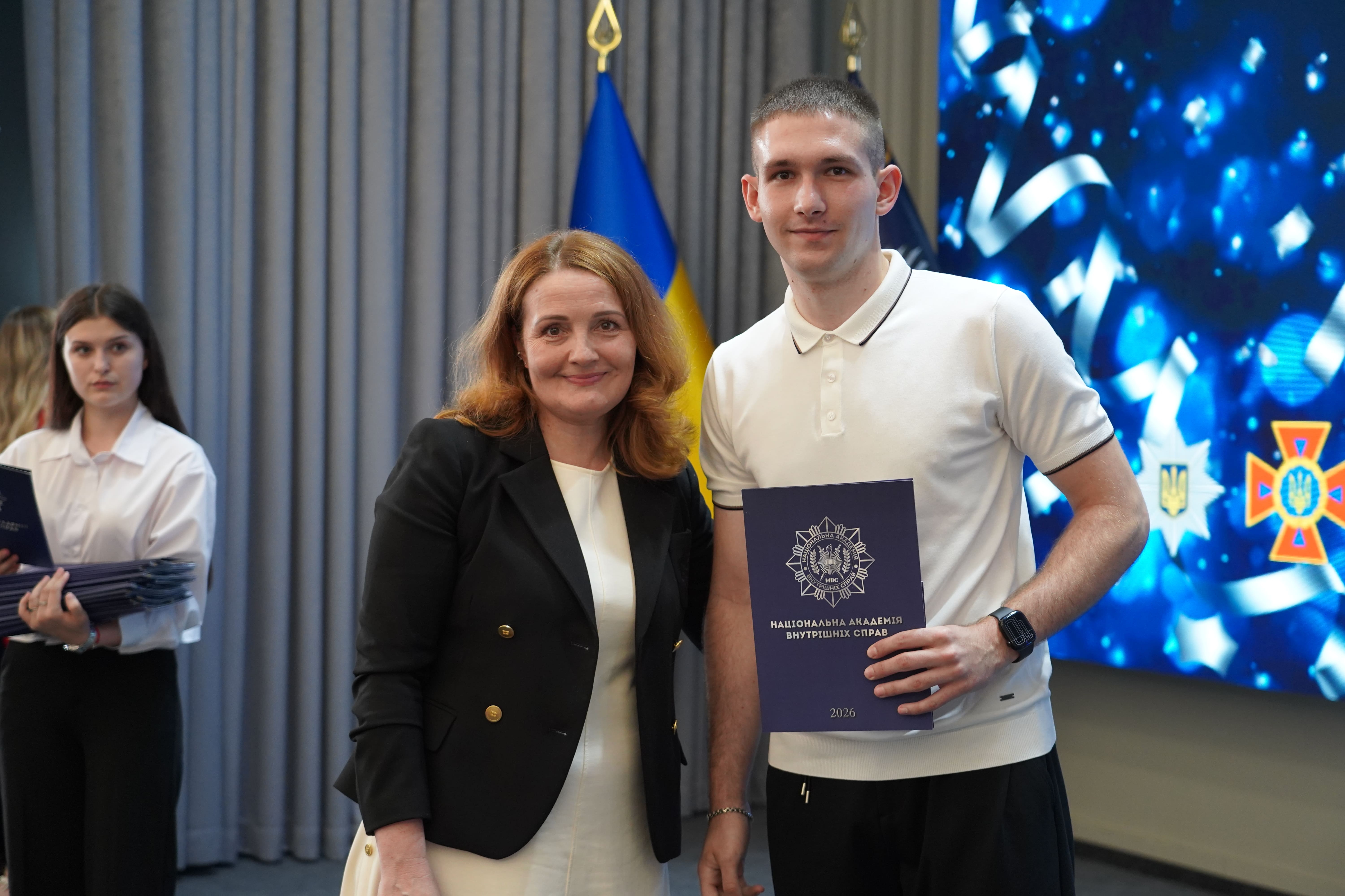 Сьогодні Національна академія внутрішніх справ провела в самостійне професійне життя ще одне покоління випускників. 