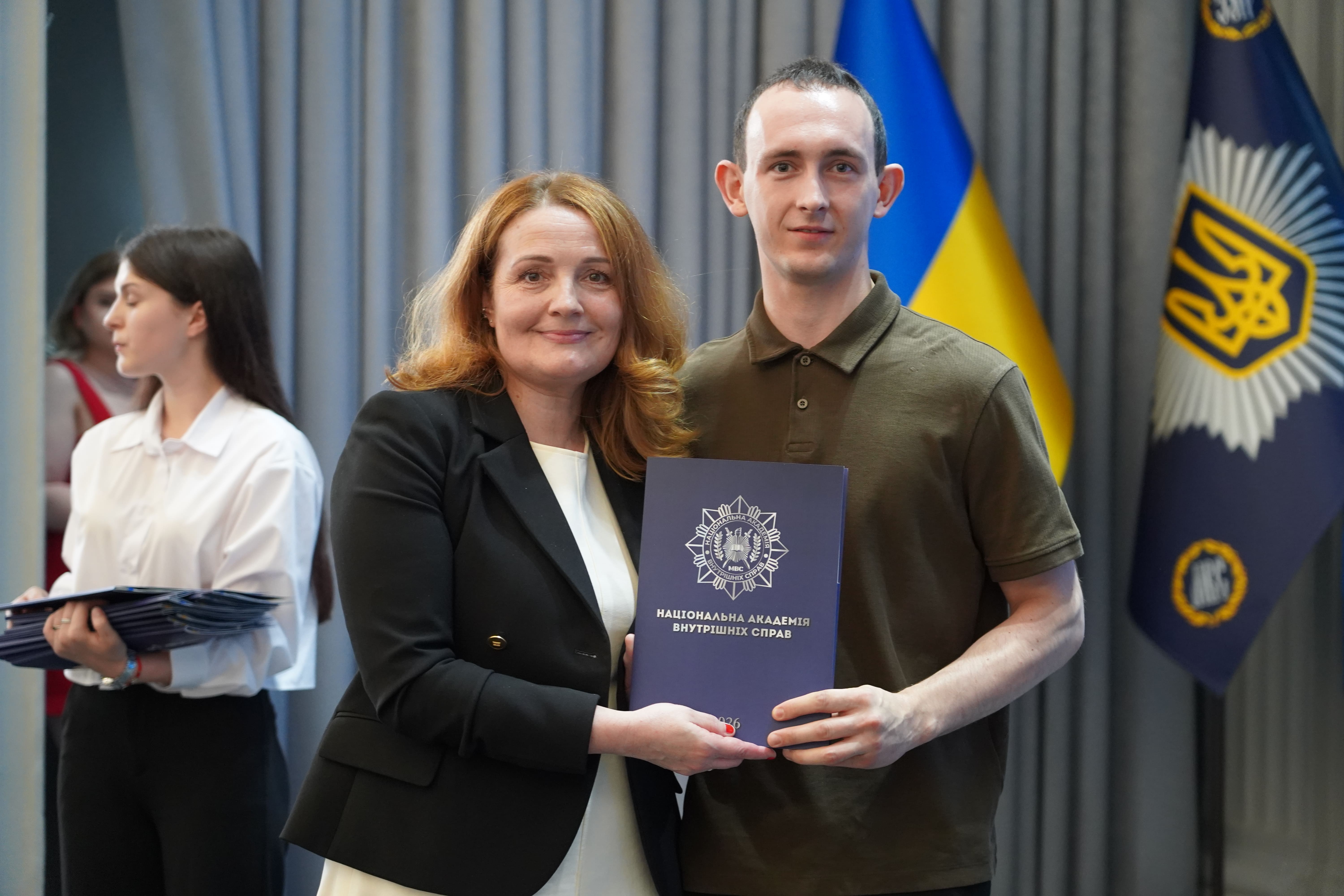Сьогодні Національна академія внутрішніх справ провела в самостійне професійне життя ще одне покоління випускників. 