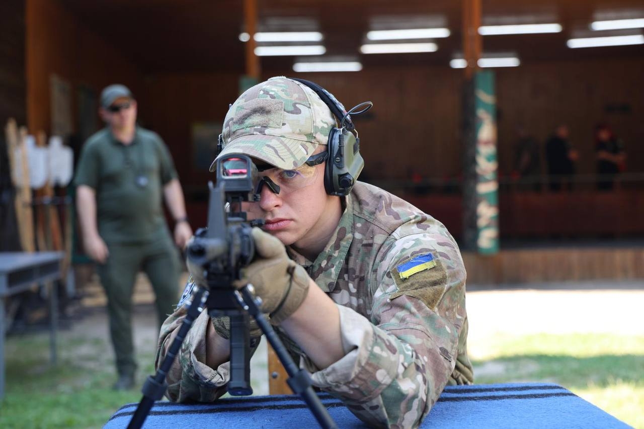 У НАВС відбувся чемпіонат зі стрільби до 105-річчя академії