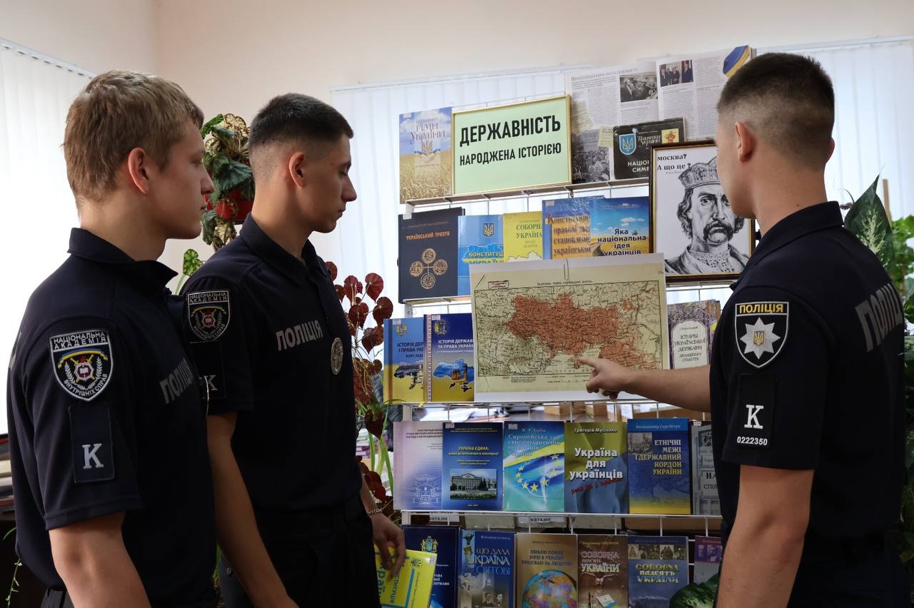 Здобувачі вищої освіти НАВС долучилися до заходів з нагоди Дня Української Державності
