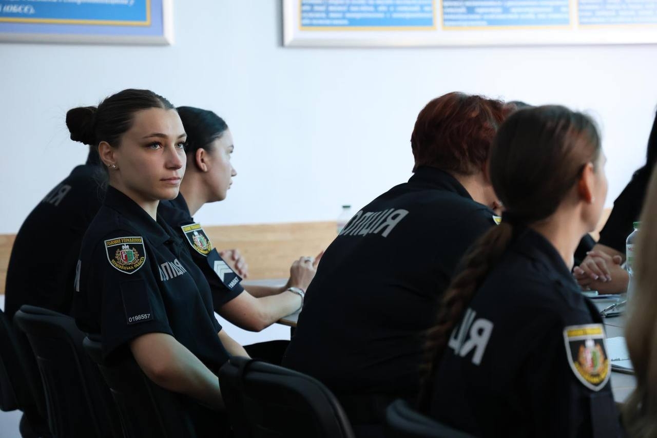 Бінарне заняття для поліцейських підрозділів служби освітньої безпеки