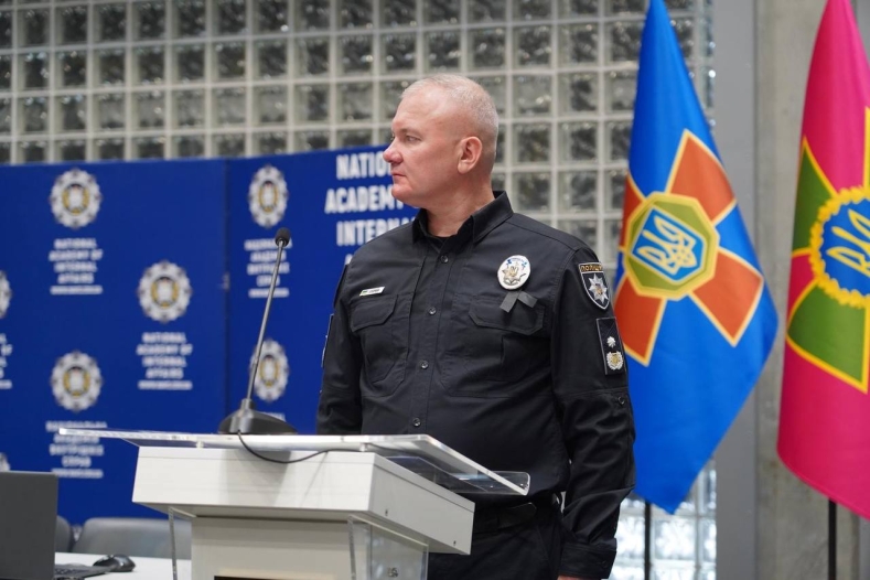 У НАВС відбулися заходи до Дня вшанування пам’яті Захисників і Захисниць України, які загинули в полоні
