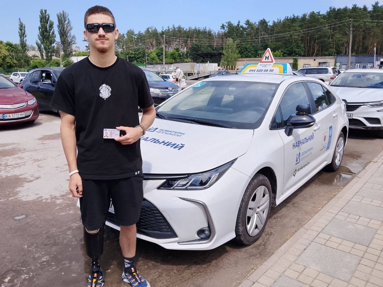 Безбар’єрні автошколи НАВС: більше можливостей для ветеранів
