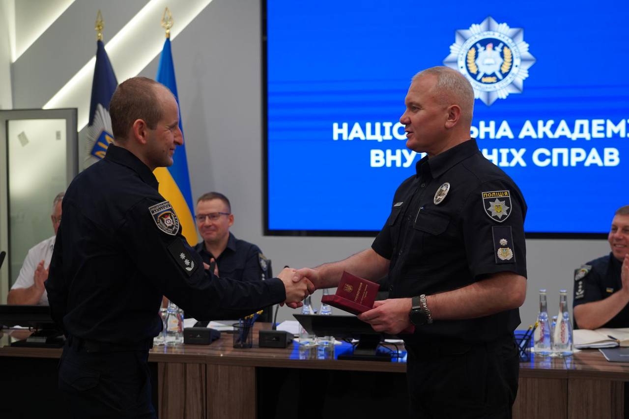 Вчена рада НАВС нагородила працівників з нагоди Дня Незалежності України
