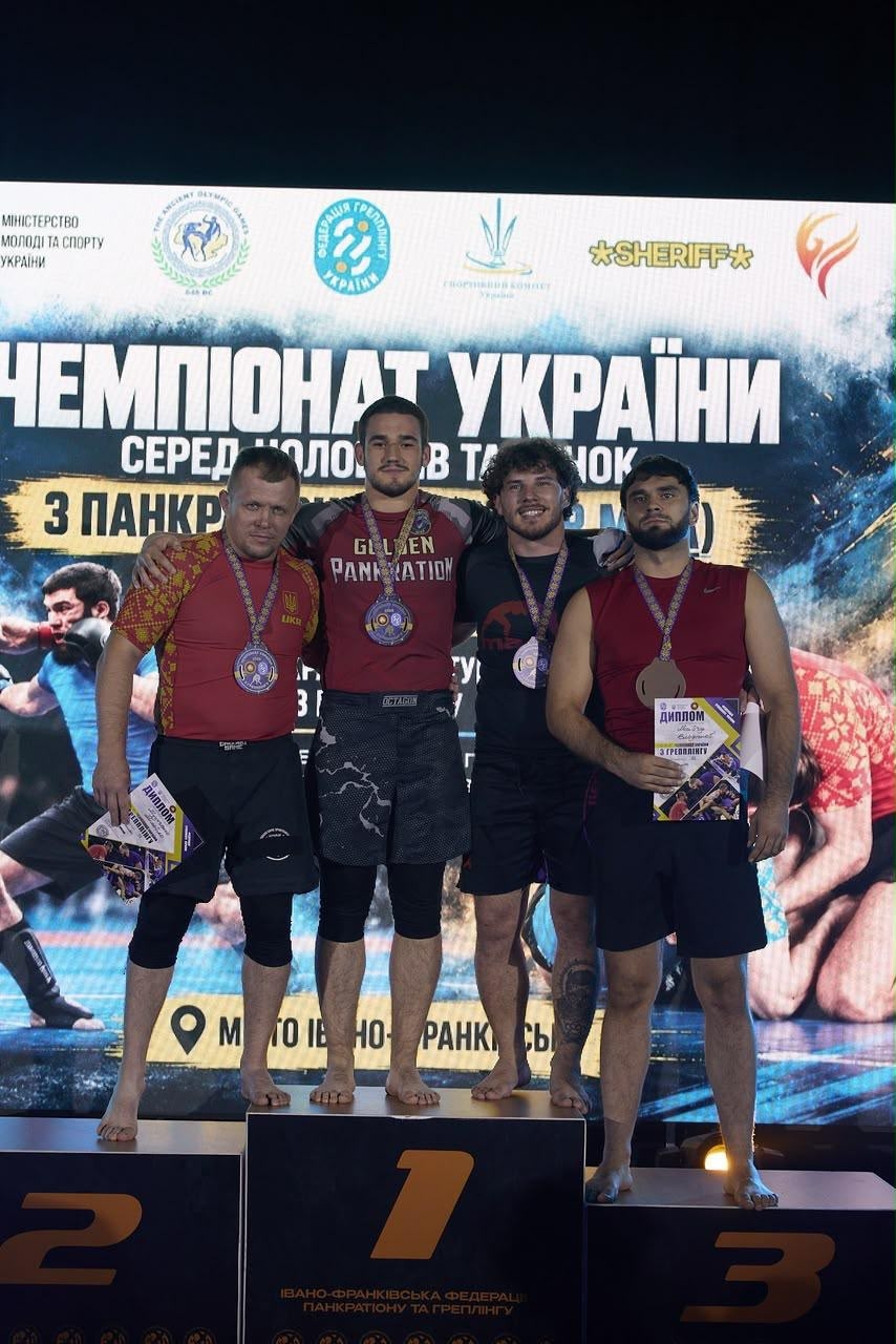 Курсант Олег Стратійчук — чемпіон України з греплінгу