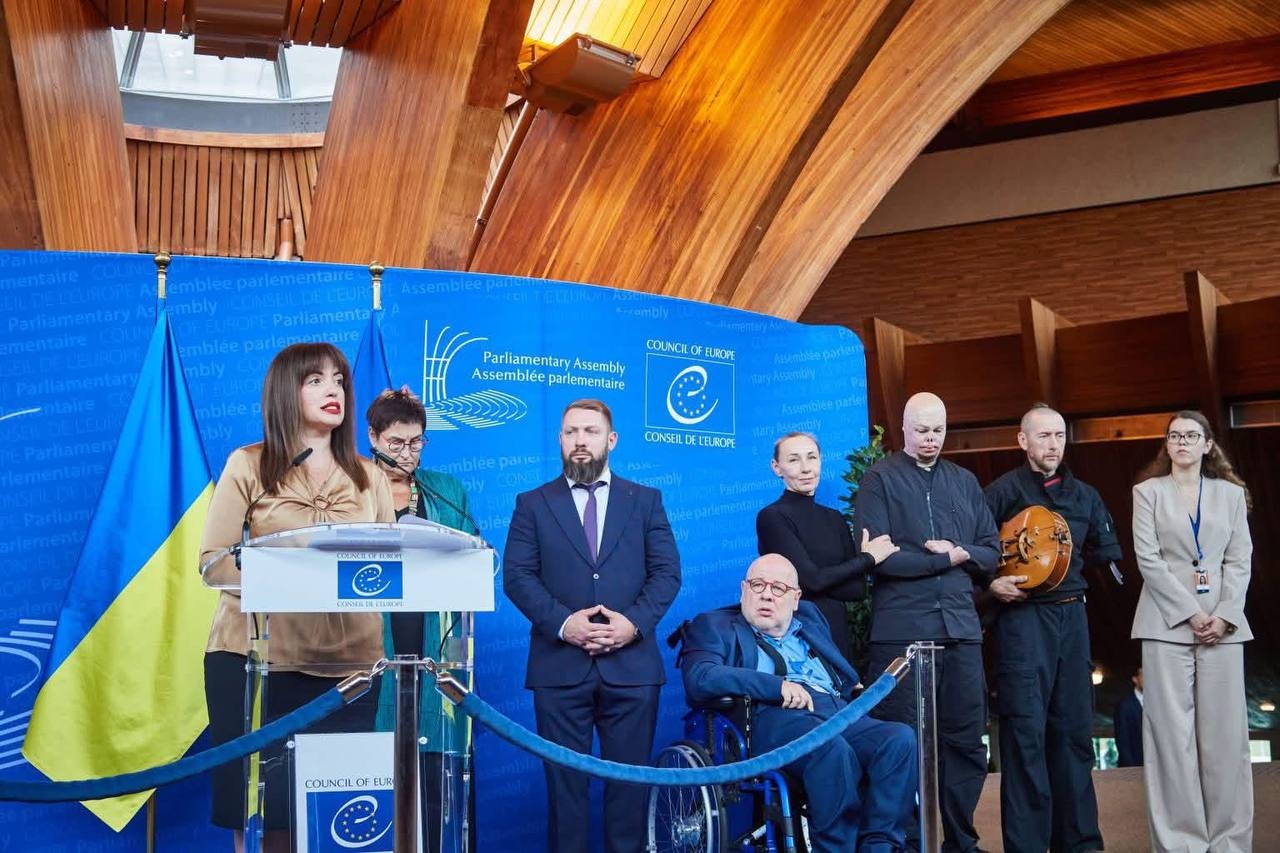 Працівник НАВС Тарас Козуб представив «Театр ветеранів» у Страсбургу