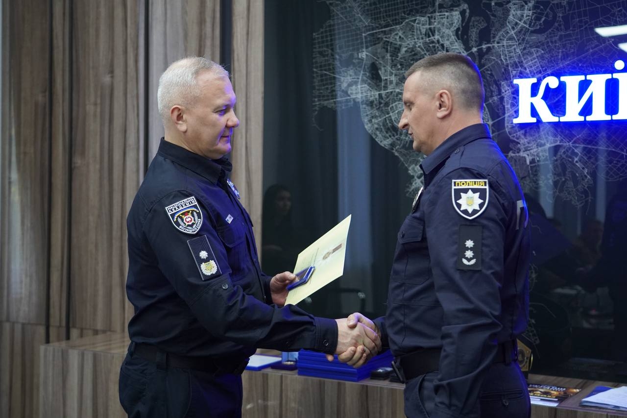 У НАВС відзначили тих, хто гідно служить і навчається