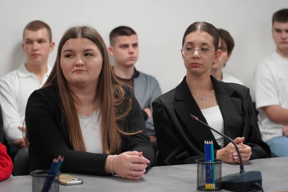 Практичні орієнтири протидії кіберзлочинності: керівництво кіберполіції провело лекцію для здобувачів вищої освіти