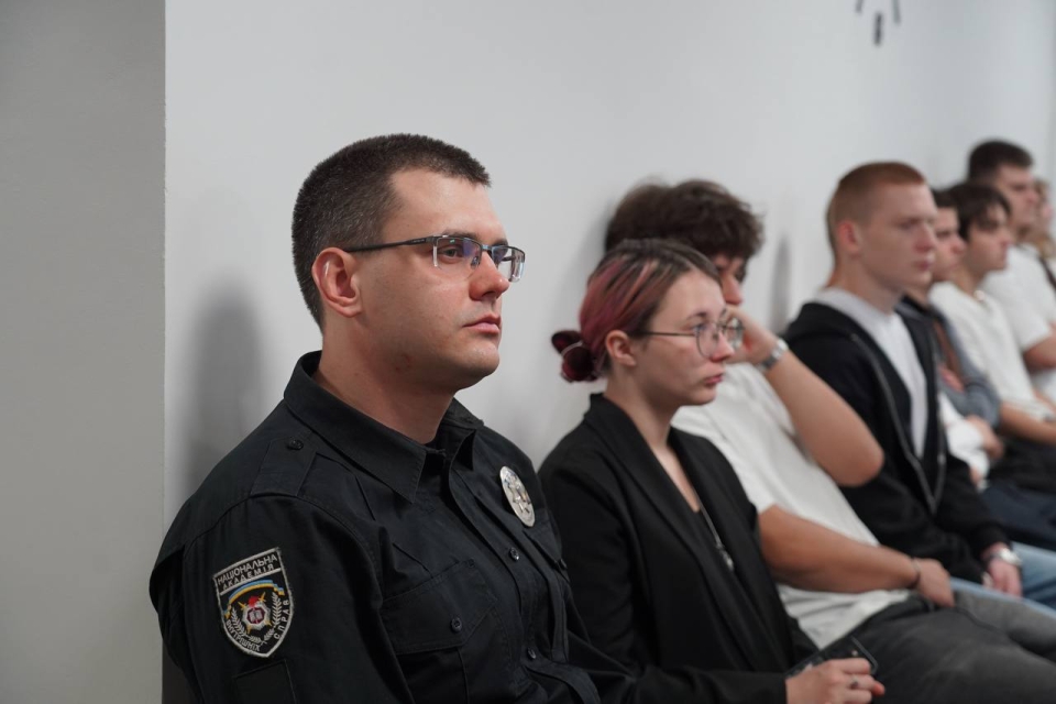 Практичні орієнтири протидії кіберзлочинності: керівництво кіберполіції провело лекцію для здобувачів вищої освіти