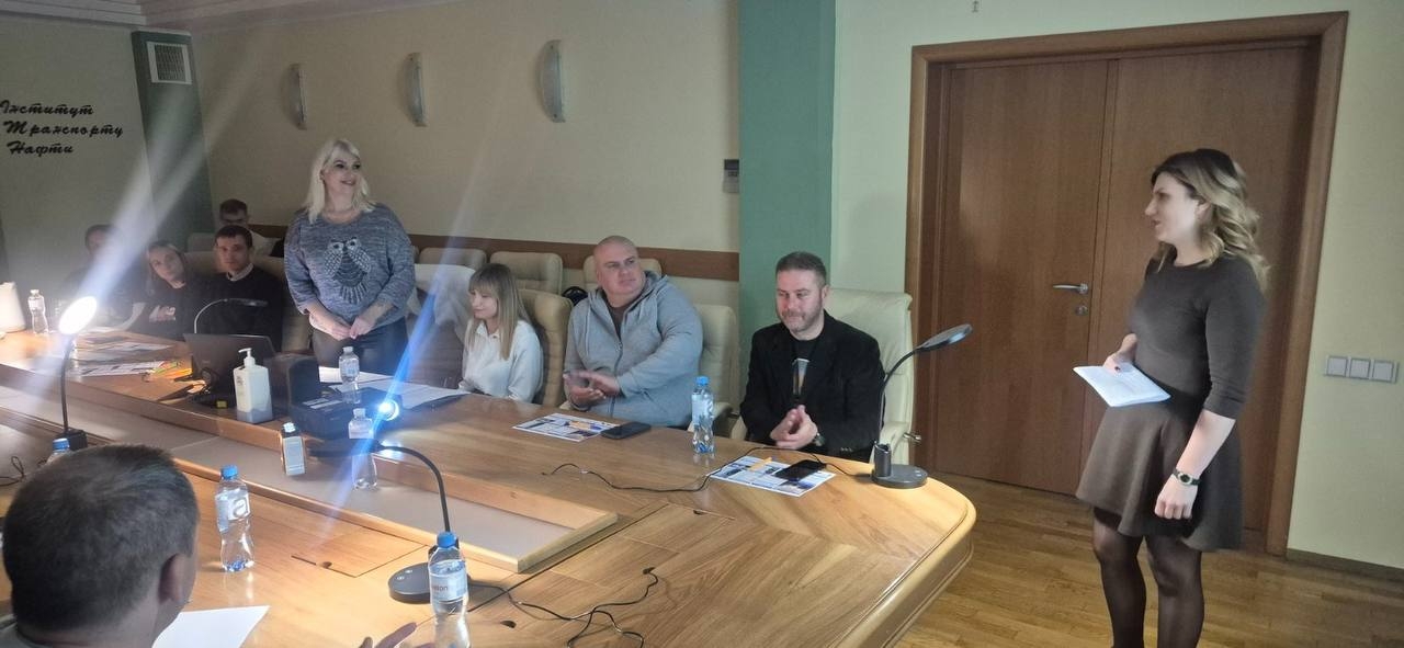 Викладач НАВС провела бінарне заняття з надання першої психологічної допомоги
