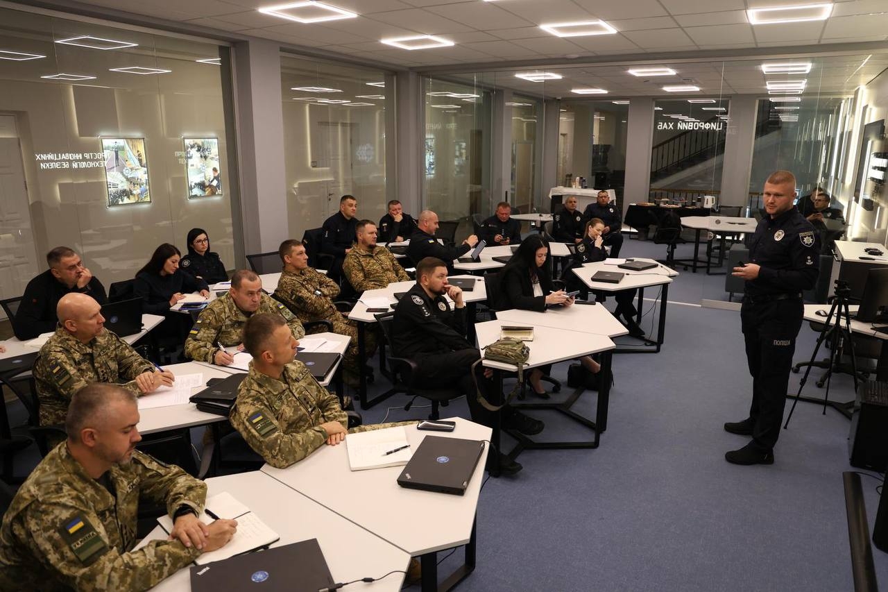 У НАВС відбувся випуск керівників органів системи МВС за програмою «Застосування нових управлінських практик»