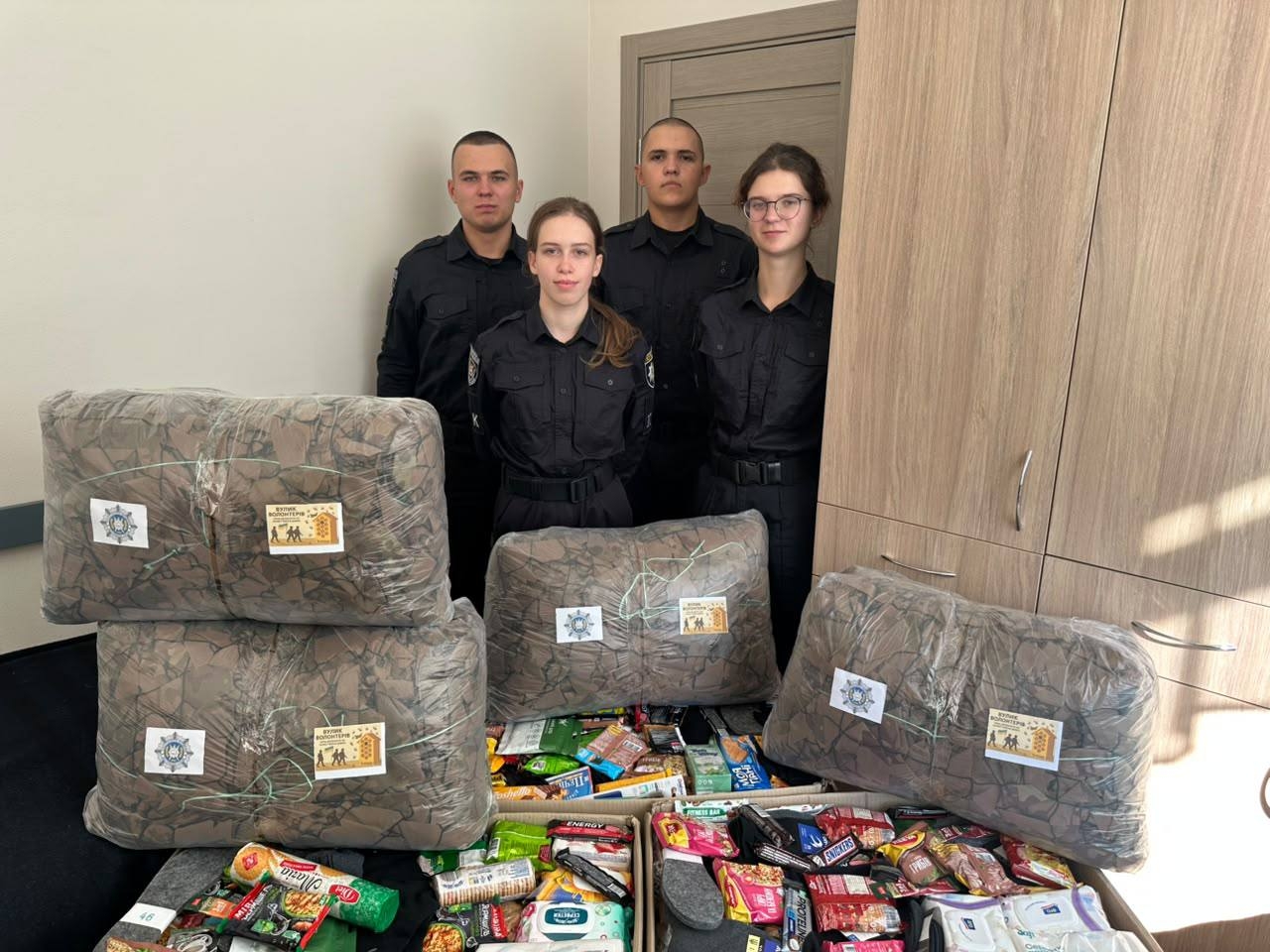 Волонтерські ініціативи НАВС