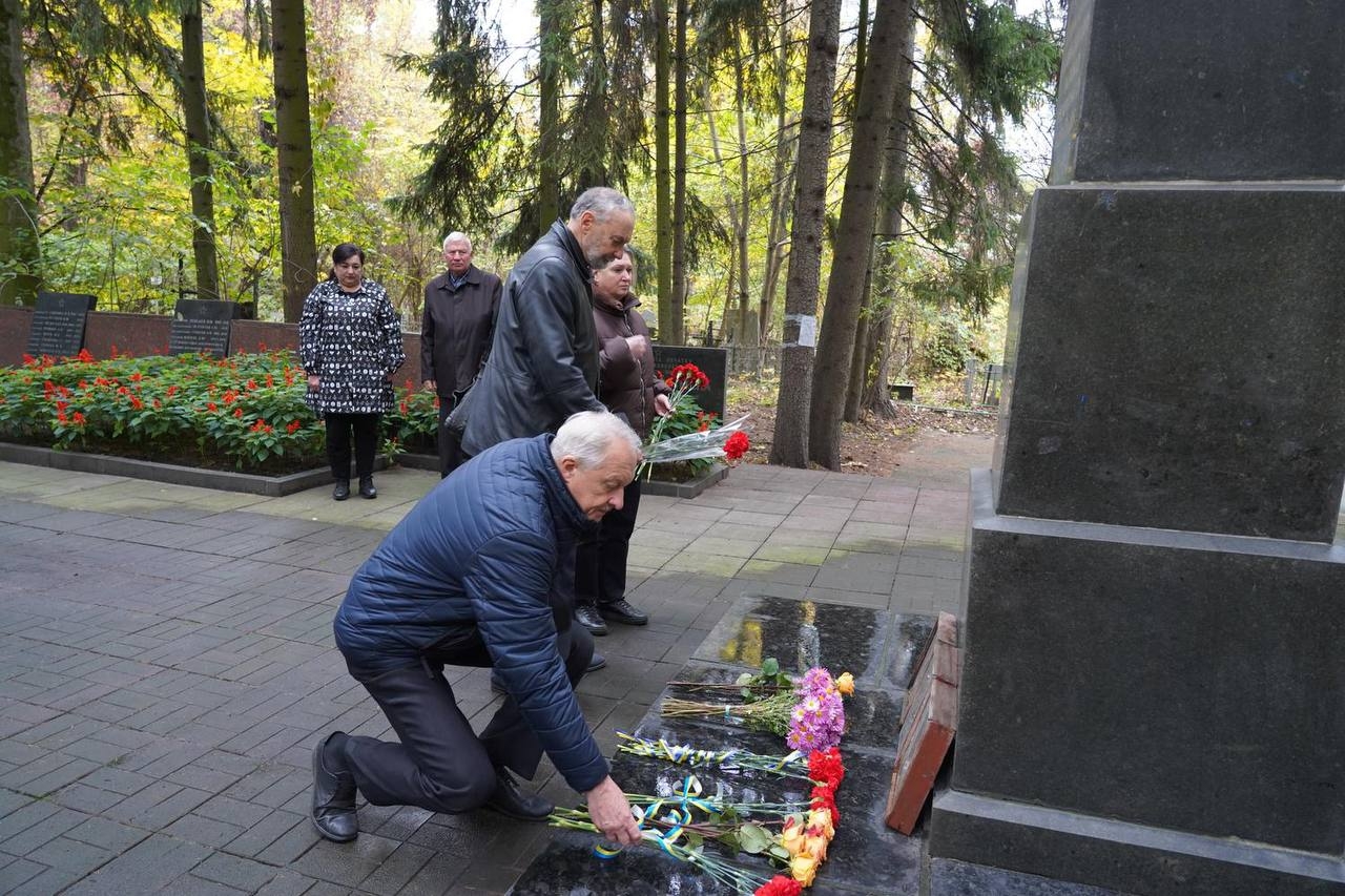 У НАВС вшанували пам’ять полеглих у Другій світовій війні