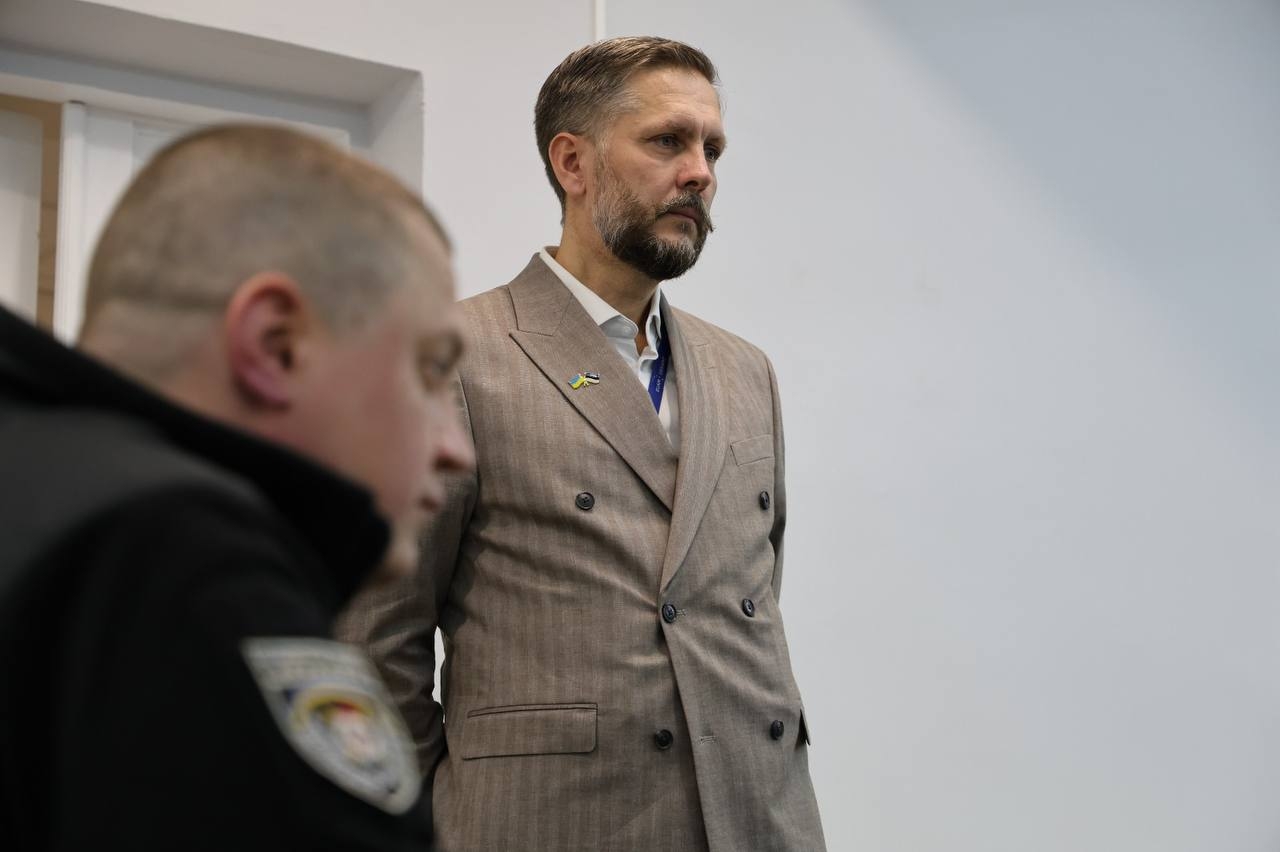 НАВС і КМЄС: англійська мова як інструмент міжнародної співпраці