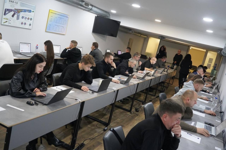 У НАВС відбувся єдиний державний кваліфікаційний іспит із публічного управління та адміністрування