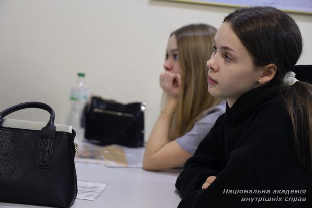 Бінарне заняття з цивільної безпеки та домедичної допомоги для здобувачів вищої освіти ННІПП НАВС 