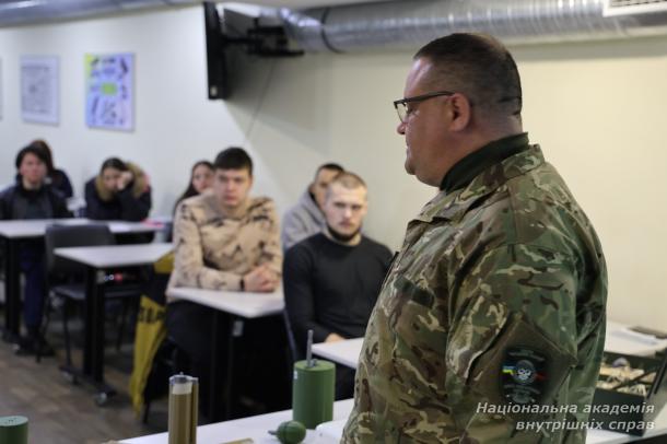 Бінарне заняття з цивільної безпеки та домедичної допомоги для здобувачів вищої освіти ННІПП НАВС 