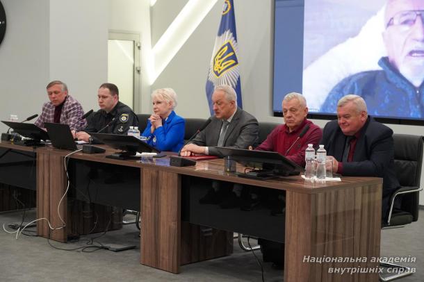 До 105-річчя НАВС: лекція-бесіда про професійну освіту в системі МВС