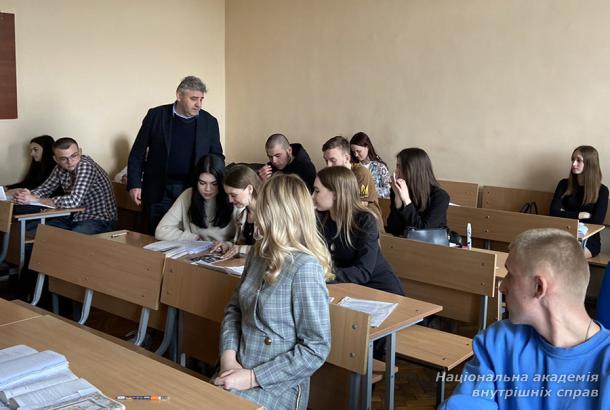 Незламність українського народу<br/>(до 90-річчя вшанування пам’яті жертв Голодомору 1932–1933 років)