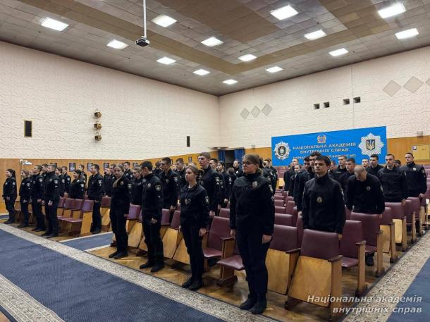 Зустріч із героєм: здобувачі НАВС поспілкувалися з ветераном російсько-української війни