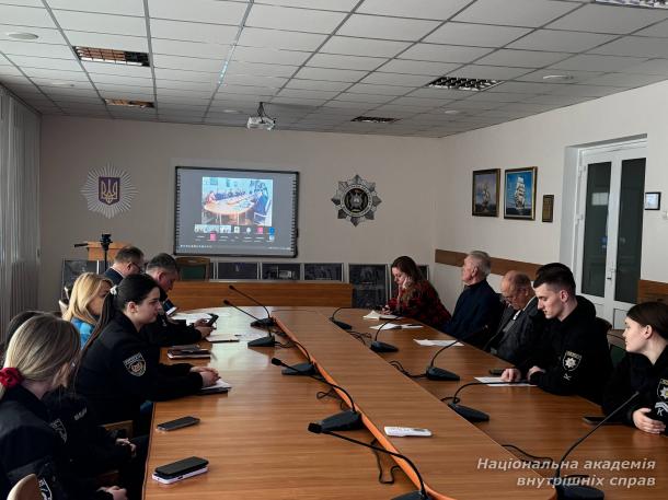 Незаконний обіг зброї як загроза національній безпеці України