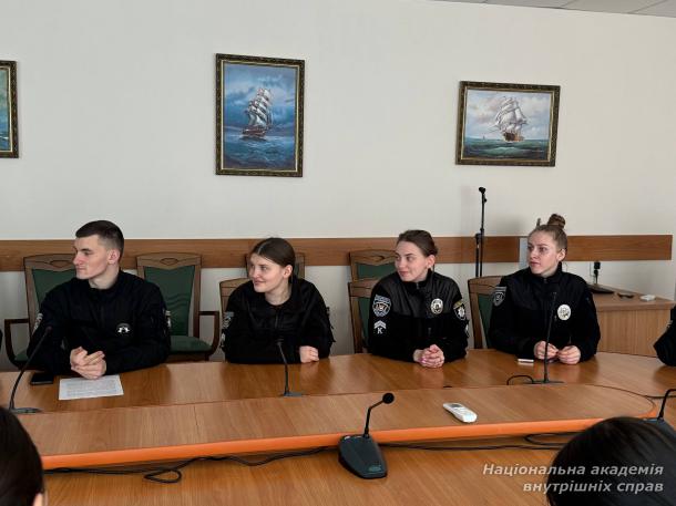 Незаконний обіг зброї як загроза національній безпеці України