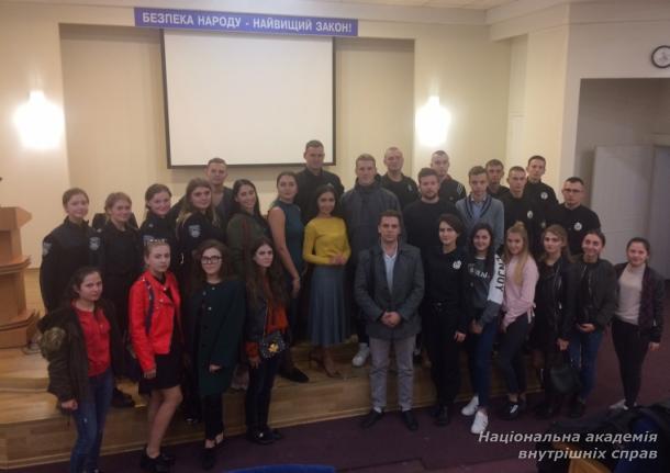 Адвокат Юлія Дузь зустрілася з представниками юридичних клінік академії 