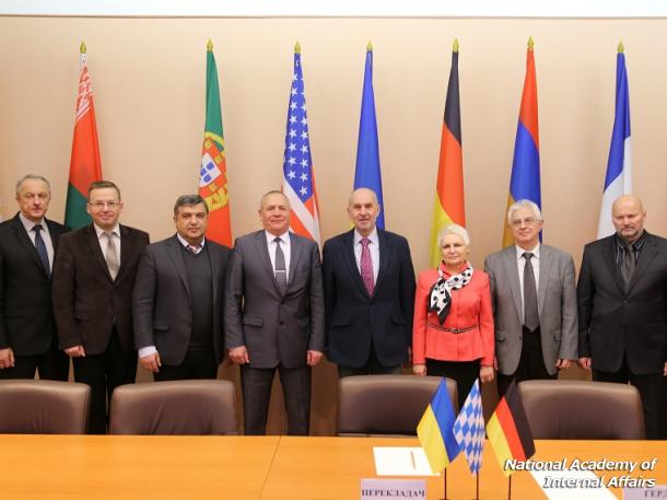 Working meeting of NAIA authorities with Chief of Bavarian Readiness Police (Germany)