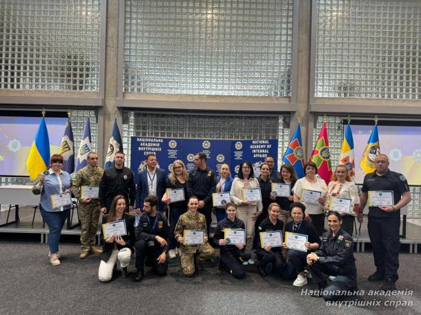Тренінг з надання першої психологічної допомоги: вручено перші сертифікати, стартував другий цикл