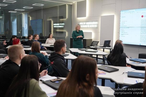 Безбар’єрність у системі прав людини: роль держави і громадянського суспільства Безбар’єрність у системі прав людини: роль держави і громадянського суспільства