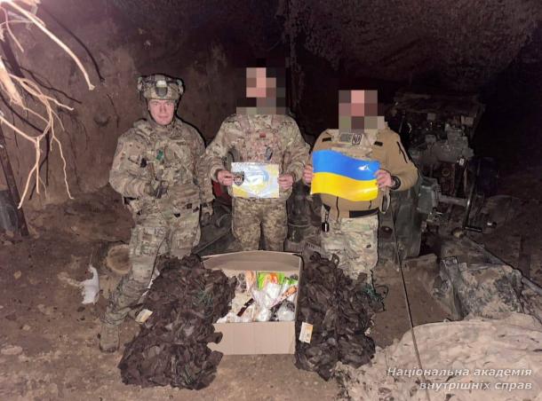 До Дня Збройних Сил України курсанти ННІПД НАВС передали захисникам волонтерську допомогу До Дня Збройних Сил України курсанти ННІПД НАВС передали захисникам волонтерську допомогу