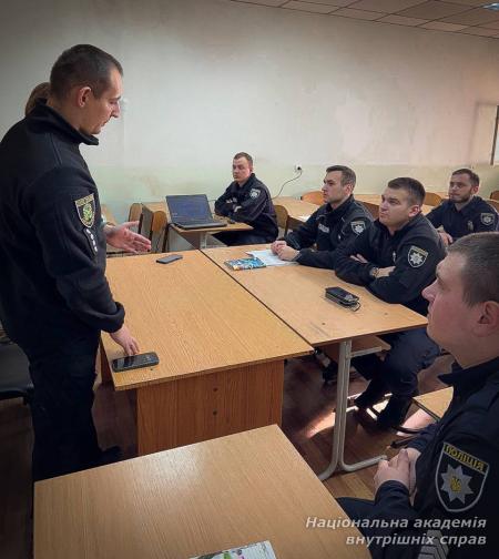 Поліцейські опановують алгоритм дій у разі виявлення вибухонебезпечних предметів у закладах освіти