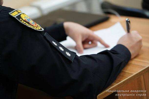 Професійний розвиток поліграфологів: сучасні методи використання поліграфа Професійний розвиток поліграфологів: сучасні методи використання поліграфа