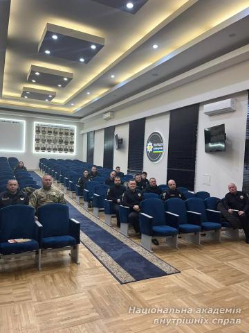 Семінар-тренінг у межах короткострокового підвищення кваліфікації перед призначенням на керівну посаду з поліцейськими ГУНП в Київській області Семінар-тренінг у межах короткострокового підвищення кваліфікації перед призначенням на керівну посаду з поліцейськими ГУНП в Київській області