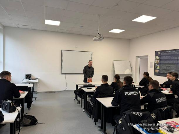 Бінарне заняття від майора юстиції Олександра Майбороди: практичний погляд на розслідування злочинів проти національної безпеки та воєнних злочинів Бінарне заняття від майора юстиції Олександра Майбороди: практичний погляд на розслідування злочинів проти національної безпеки та воєнних злочинів